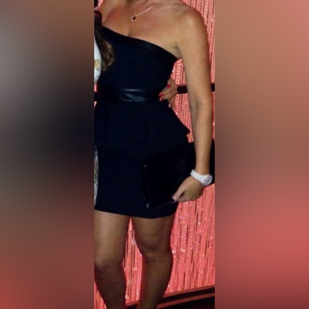 BeBe mini dress🖤Bebe went out of Biz rare🖤